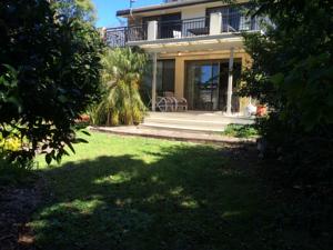 Nelsons Beach Lodge Holiday Home