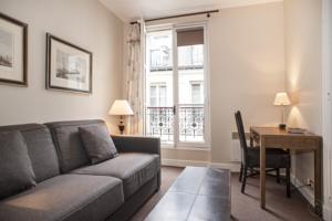 Beaubourg Apartment