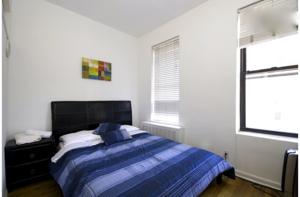 RedAwning Apartment 4C