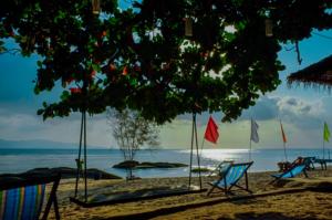 Thaniza Beachfront Resort