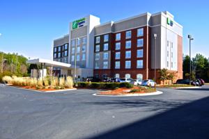 Holiday Inn Express & Suites Duluth- Mall Area