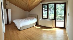 Yanki Apartments