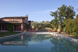 Amour Provence cottage