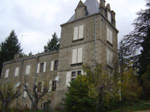 Erec Dans Un Château En Ardèche