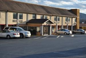 Seasons Inn and Suites Pine Grove/Hershey