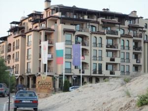 Oasis VIP Club Private Apartment in Sunny Beach, Bulgaria - Lets Book Hotel