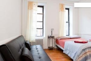 Two Bedroom Apartment - 1st Avenue