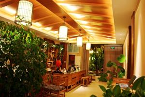 Chengde Yunshe Inn