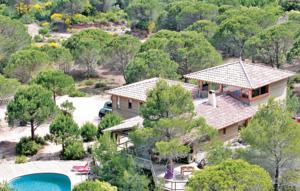 Holiday home Le Pigeonnier