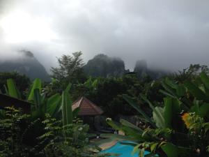 Khao Sok Morning Mist Resort