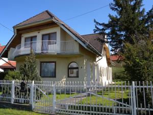 Siofok Five-Bedroom Holiday Home 1