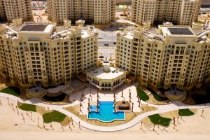 Wider View - Palm Jumeirah - Al Nabat Residence