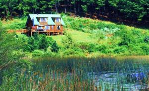 Stanford Lake lodge