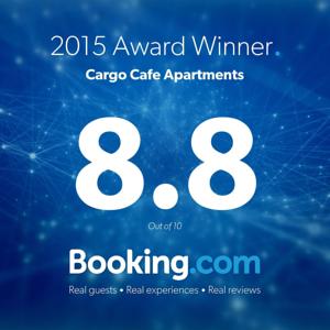 Cargo Cafe Apartments