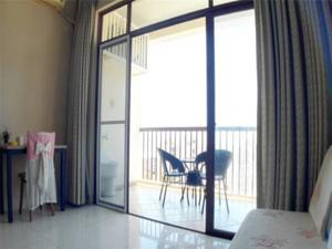 Shuiyue Holiday Apartment With Sea View