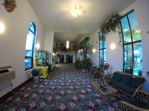 Alakai Hotel & Suites