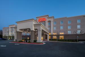 Hampton Inn & Suites Atlanta - I-285 & Camp Creek Parkway