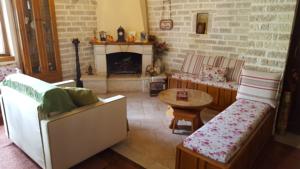 Traditional Guesthouse Marousio
