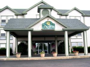 La Quinta Inn & Suites St. Albans