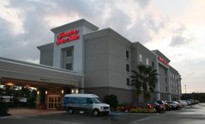 Hampton Inn & Suites Houston-Bush Intercontinental Airport