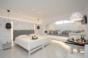 Naxos Evilion Luxury Apartments