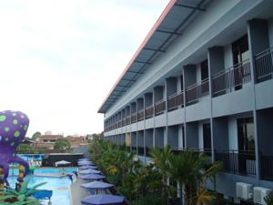 Batu wonderland waterpark & resort hotel