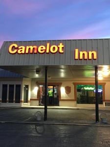 Camelot Inn