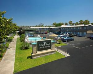 Eden Roc Inn & Suites near the Maingate