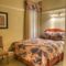 Gaslamp Plaza Suites