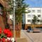 University Hall Apartments - Campus Accommodation