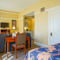 Gaslamp Plaza Suites