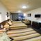 Hyde Park Inn