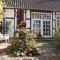 B&B Rosindell